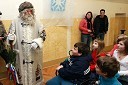 Dedek Mraz in otroci ZPM (Zveza prijateljev mladine) Maribor
