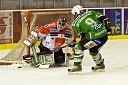 Seamus Kotyk, vratar Innsbrucka in Ralph Intranuovo, hokejist Tilie Olimpije
