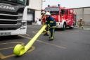 Priprava gasilcev na gasilski vaji v podjetju Henkel