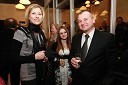 Andreja Comino, novinarka, ter Franc Kangler, župan Maribora, in njegova hčerka Maša