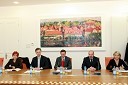 Majda Širca, ministrica za kulturo, Igor Lukšič, minister za šolstvo in šport, Borut Pahor, predsednik Vlade RS, Franc Križanič, minister za finance in mag. Simona Dimic, vodja Kabineta predsednika vlade