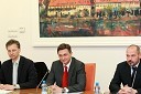 Igor Lukšič, minister za šolstvo in šport, Borut Pahor, predsednik Vlade RS in Franc Križanič, minister za finance