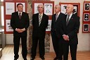 Zoran Jankovič, župan Ljubljane, Darko Šarac, avtor razstave, Ivo Garič, predsednik zveze hrvaških društev v Sloveniji, in Božo Dimnik, predsednik Društva Slovensko-Hrvaškega prijateljstva