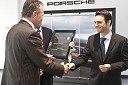 Damjan Pintar, direktor podjetja Unitur in Danilo Ferjančič, direktor Porsche Slovenija d.o.o.