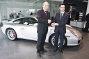 Branko Pavlin, predsednik uprave časopisne hiše Dnevnik in Danilo Ferjančič, direktor Porsche Slovenija d.o.o.