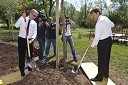 Miha Ažman, generalni direktor BMW Slovenija in Zoran Janković, župan Mestne občine Ljubljana