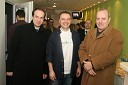 Leo Oblak, lastnik medijske mreže Info net, Sašo Papp, programski direktor radijske mreže Infonet ter moderator na Radiu 1 in Jože Jagodnik