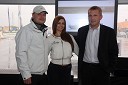 Sašo Papp, moderator Radia Center, Aida Muratovič, 1. spremljevalka Miss Universe 2009 in manekenka ter Igor Geršak, direktor za prodajo osebnih vozil Mercedes-Benz pri AC Intercar d.o.o.