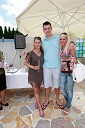 Anika Horvat, pevka, Rok Trkaj, raper in njegovo dekle Doroteja Premužič, playboyeva zajčica