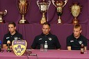 Dejan Jurkič, nogometaš NK Maribor, Darko Milanič, trener NK Maribor in Dejan Školnik, nogometaš NK Maribor