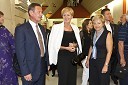 Cvetka Selšek, predsednica uprave SKB s soprogom in Vojka Ravbar, izvršna direktorica SKB Banke