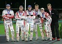 Poljska ekipa: Grzegorz Walasek, Jaroslaw Hampel, Rune Holta, Tomasz Gollob, Piotr Protasiewicz in trener Szczepan Bukowski (umrl 10.8.2007)