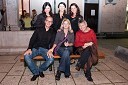 Nataša Pevec, trženje MGL, Petra Pogorevc, dramaturginja, Simona Belle, služba za stike z javnostmi MGL, Uroš Smolej, igralec, Jana Zupančič, igralka in Ira Ratej, dramaturginja