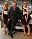 Štefan Voeroeš, direktor podjetja AC-Intercar d.o.o. (blagovna znamka Mercedes-Benz) s hostesami