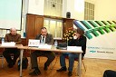 Maks Tajnikar, dekan Ekonomske fakultete Univerze v Ljubljani, Blaž Miklavčič, predsednik uprave GH Holding d.d. in ...   
 

