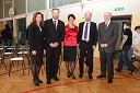 Simona Lebar, GIP d.o.o., Primož Kapus, Vida Marolt, ravnateljica OŠ Dragotin Kette NM, Tomaž Kastelic, predsednik Lions Klub Bled Golf in Rafko Križman, podžupan občine Novo mesto