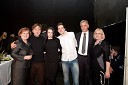 Gregor Baković, igralec z mamo, Nina Ivanišin, igralka, Aljaž Jovanović, igralec, oče Miro in mama Jana