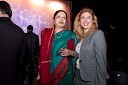 Vidiya Seshadri, soproga indijskega veleposlanika in Nesrin Farouk, soproga veleposlanika Egipta