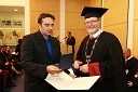 Aleksander Podlogar, dobitnik Bronastega ključa UM za leto 2009 in prof. dr. Ivan Rozman, rektor Univerze v Mariboru