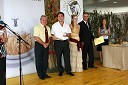 dr. Mojmir Wondra, predsednik ocenjevalne komisije in predstavnik Vina Koper ter Andreja Erzetič, Vinska kraljica Slovenije 2010 in Janez Erjavec, direktor Pomurskega sejma ter ...