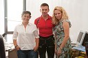 Tina Luca, novinarka, Davo Karničar, alpinist in Nina Keder, novinarka