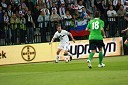 Valter Birsa član slovenske nogometne reprezentance ter član Severno Irske nogometne reprezentance