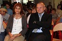 Andreja Kračun, predsednica dobrodelnega združenja Koraki za korakce in Franc Kangler, župan Mestne občine Maribor