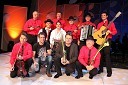 Prifarski muzikanti, Matej Jereb in Tjaša Ferenc, plesalca, Grega Forjanič, avtor aranžmaja N'spumlad skupine Prifarski muzikanti in Žiga Bižal, avtor glasbe in besedila N'spumlad skupine Prifarski muzikanti