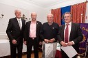 Zvone Špec, predsednik lions kluba Bled, Tomaž Kastelic, nekdanji predsednik lions kluba Bled golf, Ernst Sztrberny in Gerry Jekl