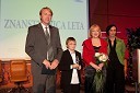 Gregor Golobič, minister za visoko šolstvo, znanost in tehnologijo, prof. dr. Renata Salecl, znanstvenica leta 2010, sin Tim in Melita Berzelak, glavna in odgovorna urednica revije Jana