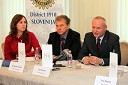 Katarina Petrović, moderatorka, dr. Davorin Kračun, predsednik Rotary kluba Maribor in Edi Stropnik, asistent guvernerja