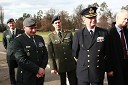 Generalmajor mag. Alojz Šteiner, načelnik Generalštaba Slovenske vojske, ..., General Håkan Syren, predsedujoči Vojaškemu odboru Evropske unije (EUMC) in ...