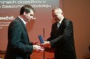 Dr. Mihael Brenčič, prejemnik nagrade IZS za več inženirskih dosežkov in dr. Željko Vukelič, član Upravnega odbora Inženirske zbornice Slovenije (IZS)