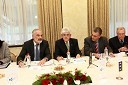 	Josef Robl, predsednik Evropskega sveta inženirskih zbornic, dr. Roko Žarnič, minister za okolje in prostor in Črtomir Remec, predsednik Inženirske zbornice Slovenije (IZS) 	 

