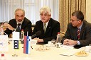 	Josef Robl, predsednik Evropskega sveta inženirskih zbornic, dr. Roko Žarnič, minister za okolje in prostor in Črtomir Remec, predsednik Inženirske zbornice Slovenije (IZS) 	 

