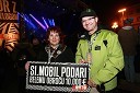 Vlasta Nussdorfer, predsednica društva Beli obroč in Dejan Turk, predsednik uprave Simobil d.d.