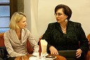 Tanja Babnik, učiteljica razrednega pouka na URI Soča ter nominiranka za Slovenko leta 2010 in Marinka Cempre Turk, prostovoljna gasilka ter nominiranka za Slovenko leta 2010
