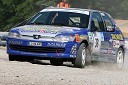 Posadka Grega Podpečan in Maja Pelc (Slovenija)v avtu PEUGEOT 306 GTI