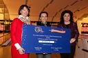 dr. Marta Macedoni Lukšič, pediatrinja, Mojca Majhen, agencija Paideia d.o.o., predsednica Lions cluba Omnia in Eva Lavtar, predsednica sklada Uresničimo želje