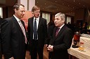 Dr. Andrej Vizjak, PwC, predsednik za svetovanje, Francois Mattelaer direktor PwC Slovenija in John Bercow, predsednik spodnjega doma britanskega parlamenta 	 
