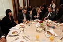 Mag. Andreja Jernejčič, podpredsednica Britanske gospodarske zbornice v Sloveniji (BCCS), Tomaž F. Lovše, direktor Diners Club, Kate Emms, tajnica Johna Bercowa in Kevin Morrison, predsednik Britanske gospodarske zbornice v Sloveniji (BCCS)