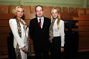 Maja Kljun, manekenka, Leo Oblak, predsednik uprave Infonet media d.d. in Daniela Bervar, vodja Cotrugli Business School Slovenija