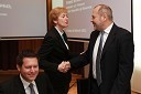 Cvetka Selšek, predsednica uprave SKB in Franc Križanič, minister za finance