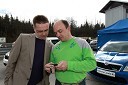 	Petr Podlipny, direktor znamke Škoda pri Porsche Slovenija d.o.o. in Darko Peljhan, voznika rallyja