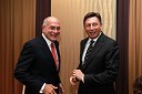 Yousif B. Ghafari, nekdanji veleposlanik ZDA v Sloveniji in Borut Pahor, predsednik vlade Republike Slovenije