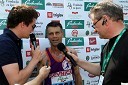 Mitja Šeško, novinar, Robert Lendaro, zmagovalec v teku na 10 km in ...