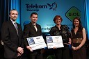 Marko Ručigaj, član uprave Mladinska knjiga Založba, mag. Simon Furlan, direktor Sektorja za marketing Telekom Slovenije, Darinka Pavlič Kamien, vodja službe za odnose z javnostmi Telekom Slovenije in Martina Dolgan, vodja oglasnega trženja pri Mladinski knjigi