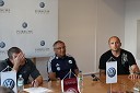 ..., Felix Magath, trener kluba Wolfsburg in Siniša Brkič, trener Triglava