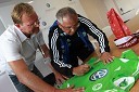 	Marko Škriba, vodja znamke Volkswagen v Sloveniji in Felix Magath, trener kluba Wolfsburg