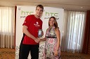 Zoran Dragić, košarkar in Mateja Kozjek, direktorica HTC Slovenija